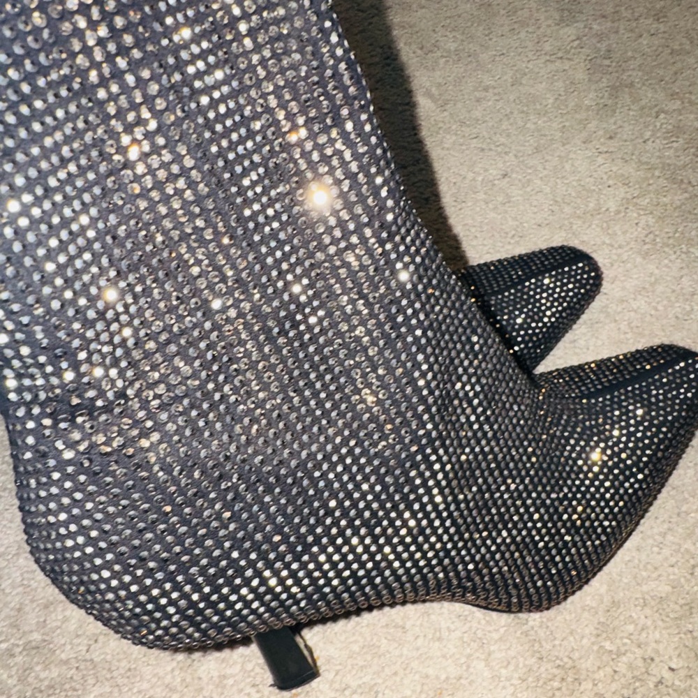 Steve Madden Vakay R Black Gunmetal Sock Booties Size 10
